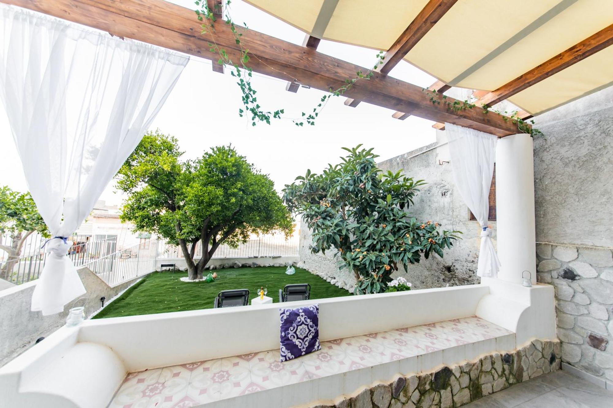 Ad Sidera Apartment Canneto  Bagian luar foto