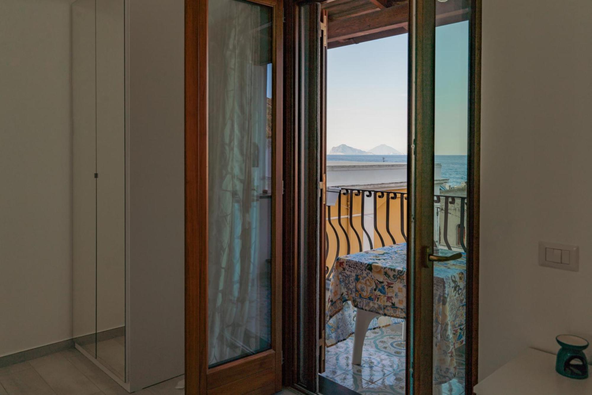 Ad Sidera Apartment Canneto  Bagian luar foto