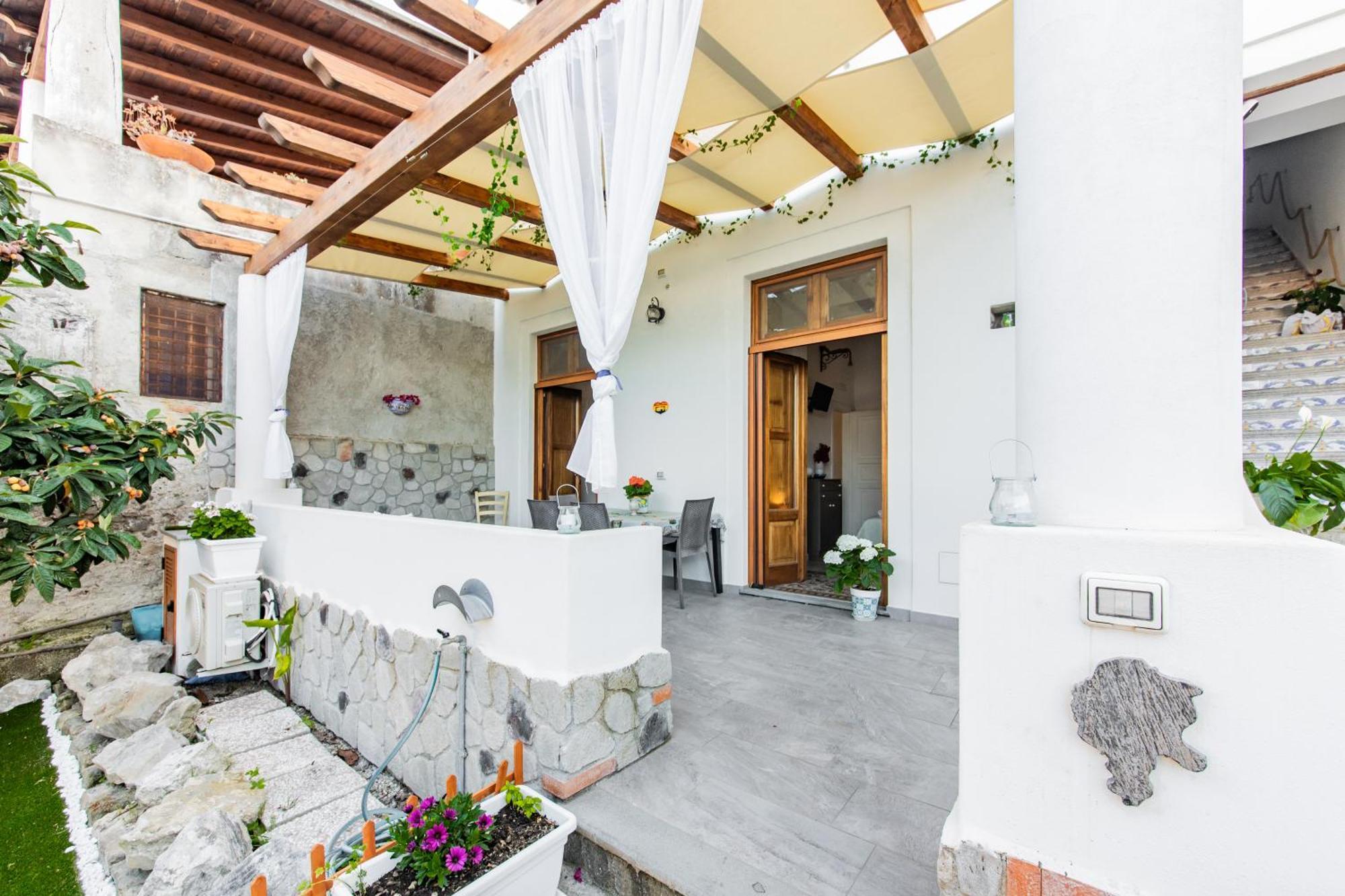 Ad Sidera Apartment Canneto  Bagian luar foto