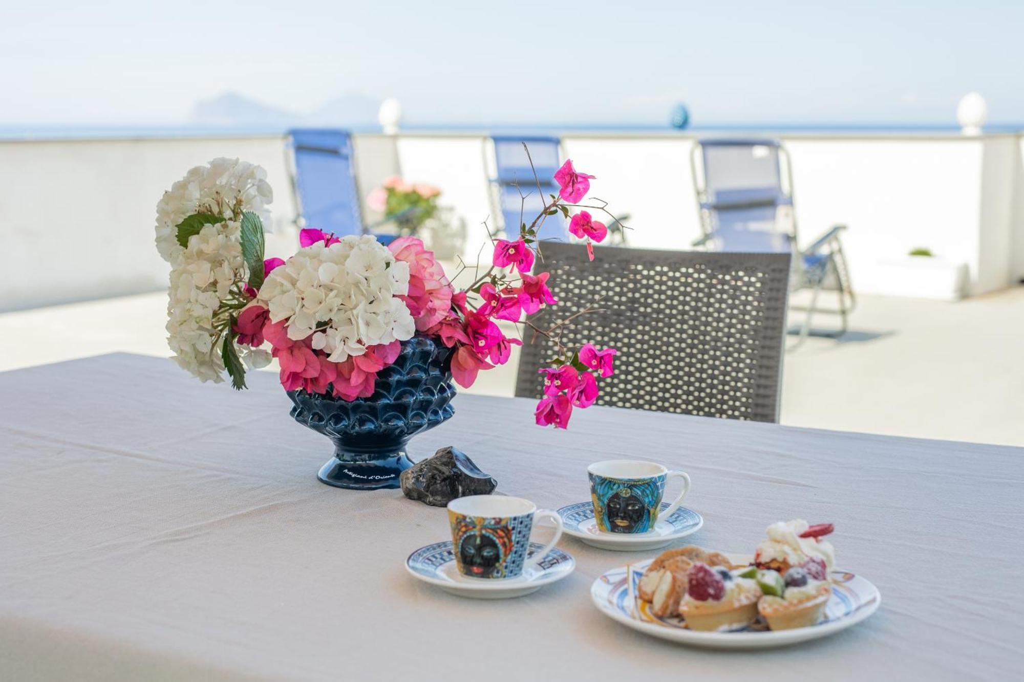 Ad Sidera Apartment Canneto  Bagian luar foto