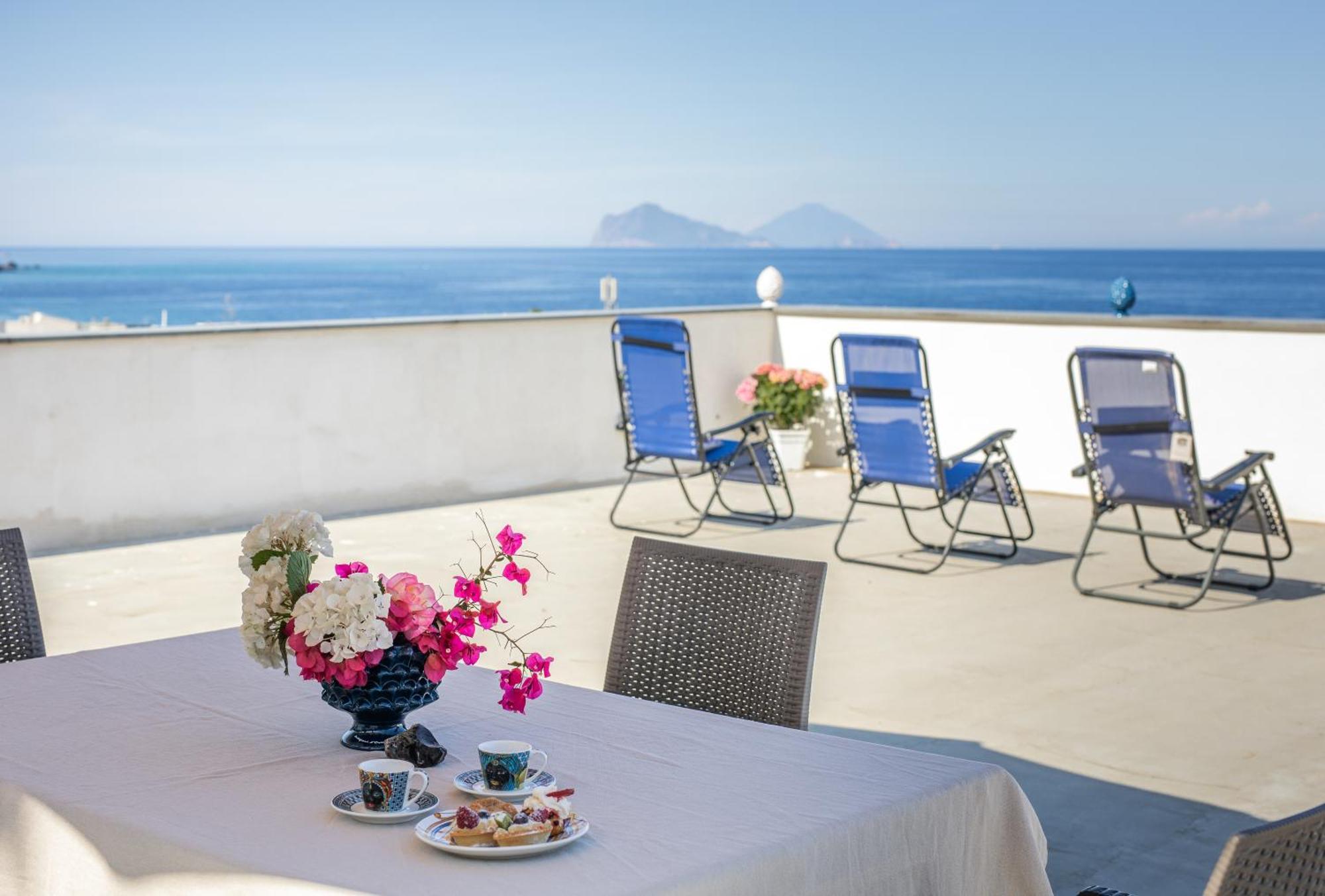 Ad Sidera Apartment Canneto  Bagian luar foto