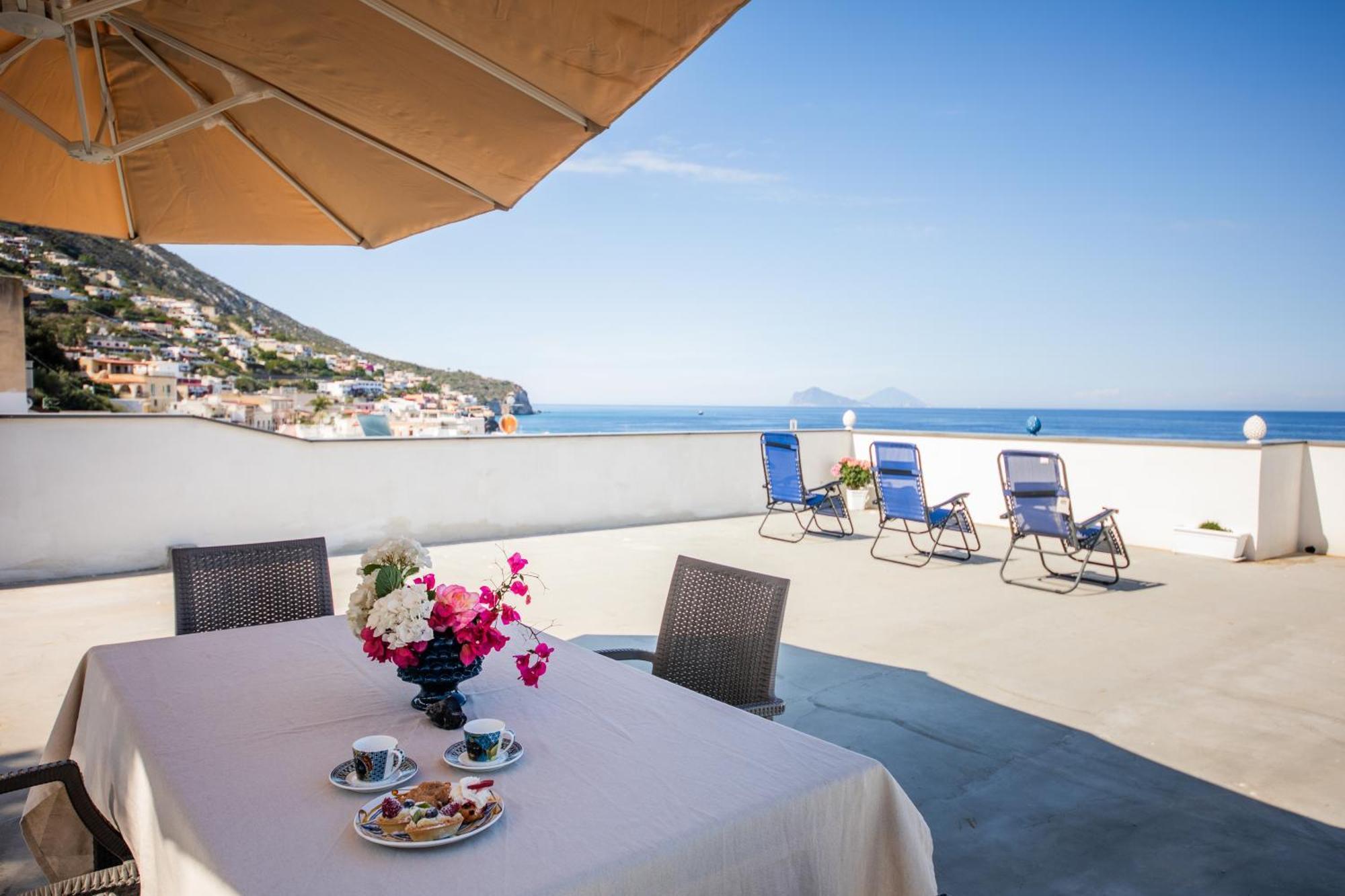 Ad Sidera Apartment Canneto  Bagian luar foto